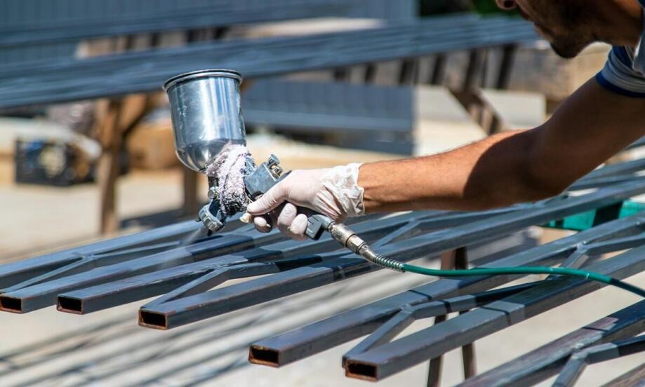 Usuwanie chromu z elementów stalowych: skuteczne metody i korzyści