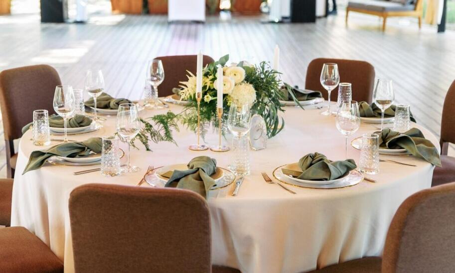 Jak zorganizować niezapomniane przyjęcie firmowe we Wrocławiu z pomocą ekspertów?