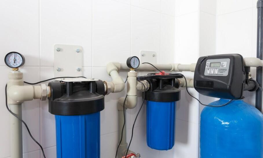 Jak zmiękczacze wody mogą pomóc w oszczędzaniu energii?