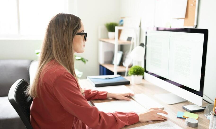 Kiedy powiedzieć pracodawcy o ciąży w 2025 roku?