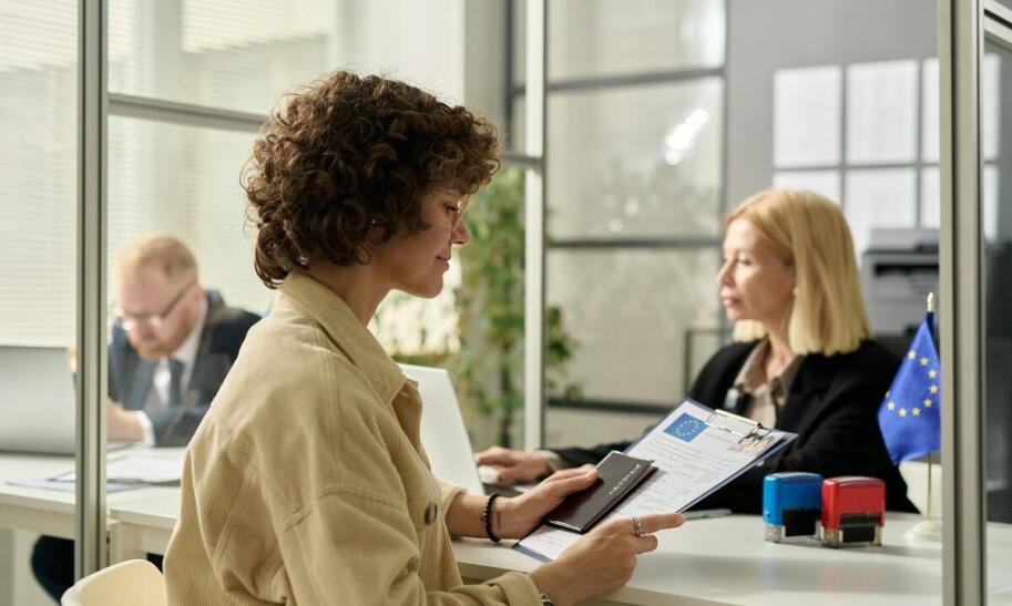 Jakie świadczenia przysługują bezrobotnej kobiecie w ciąży