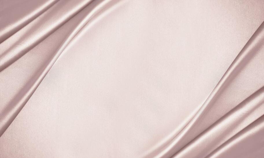 Jak ubierać się po 50, aby wyglądać stylowo