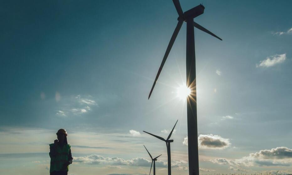 Jakie technologie wspierają serwis wind w Płocku?