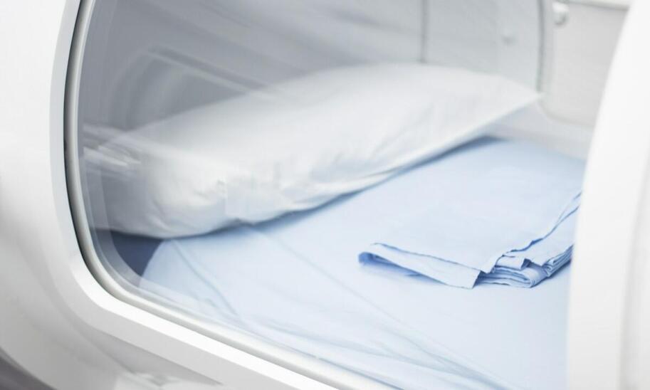 Jak komora hiperbaryczna wspomaga leczenie schorzeń ortopedycznych?