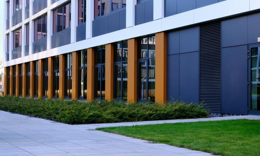 Jak poprawić efektywność operacyjną dzięki serwisowi parków technologicznych