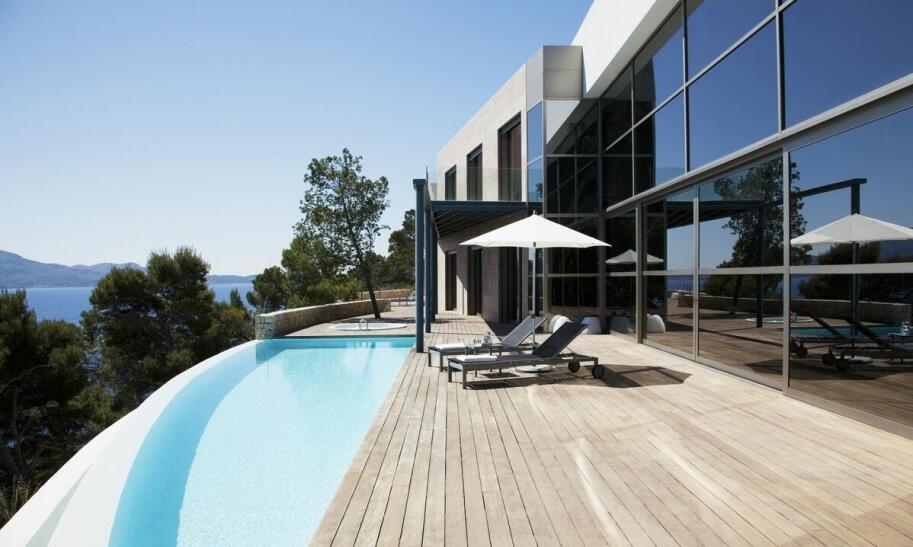 Gdzie nad morze z dzieckiem, żeby był basen?