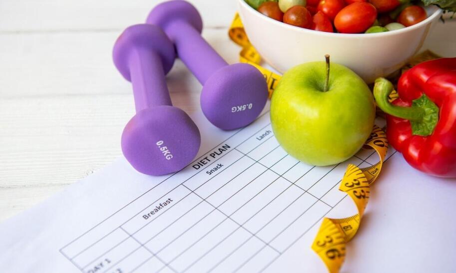 Co jeść na śniadanie przed siłownią?