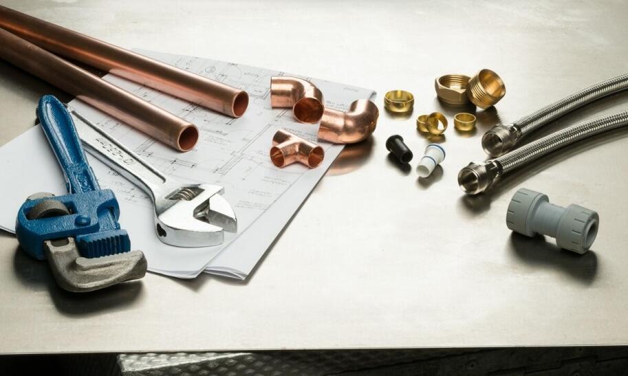 Jakiej firmy narty zjazdowe wybrać?