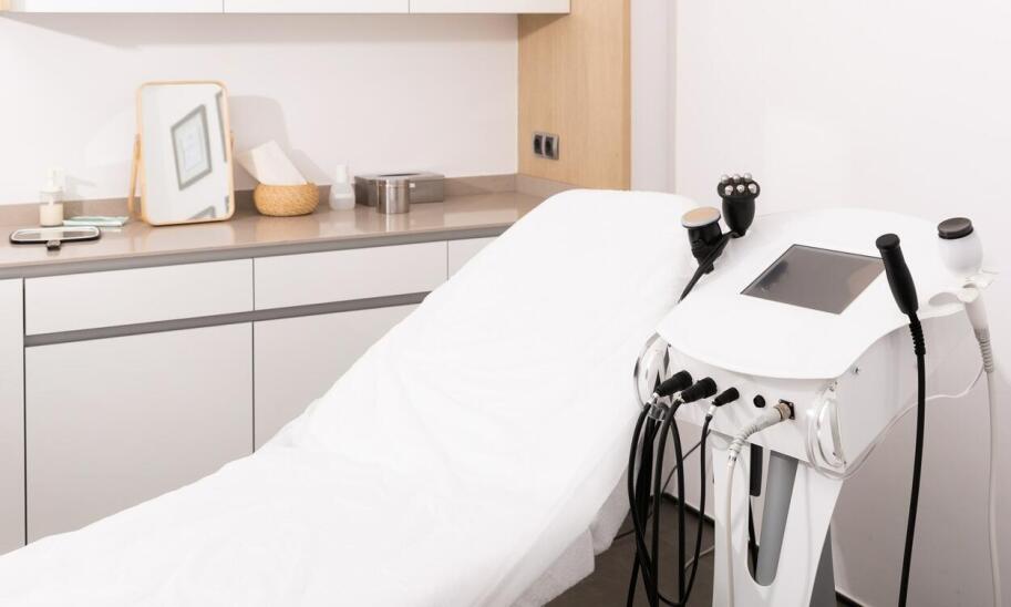 Jakie technologie są najskuteczniejsze w depilacji laserowej brzucha?