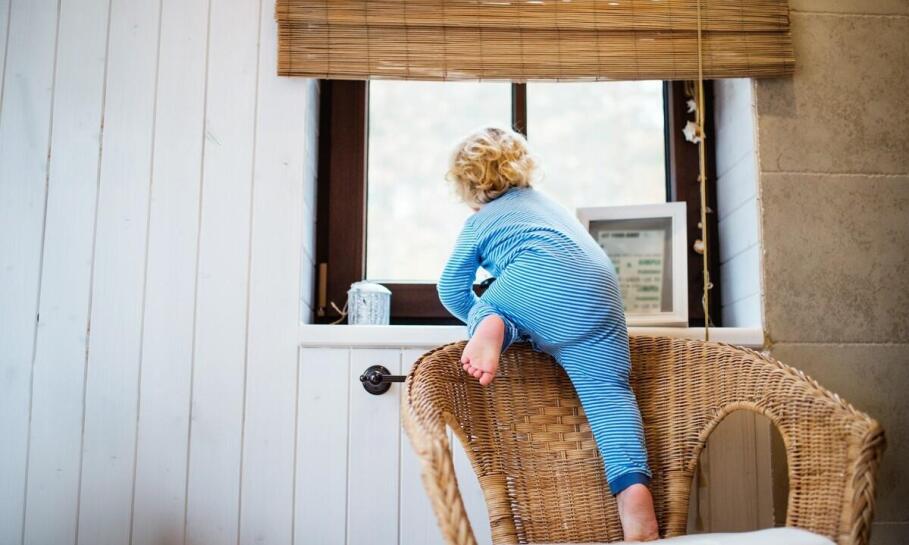 Czym kierować się przy wyborze spodni od piżamy dziecięce na zimowe noce?