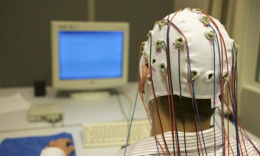 Przebieg badania poligraficznego snu - co warto wiedzieć?