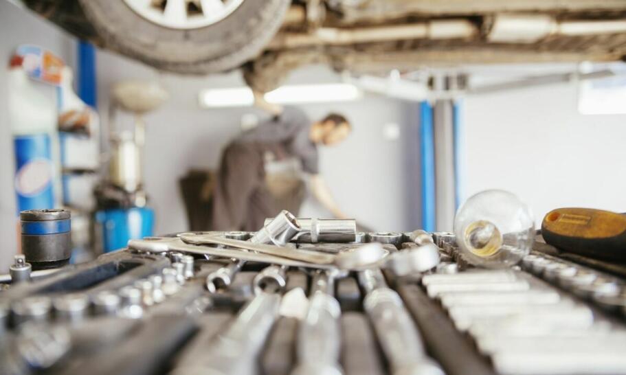 Jakie technologie stosuje się przy naprawie systemów paliwowych?