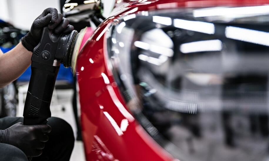 Zabezpieczenie lakieru samochodowego – dlaczego warto się na nie zdecydować?