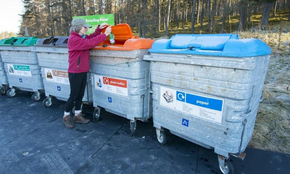 Jak kontenery kp 5 wpływają na efektywność transportu odpadów?