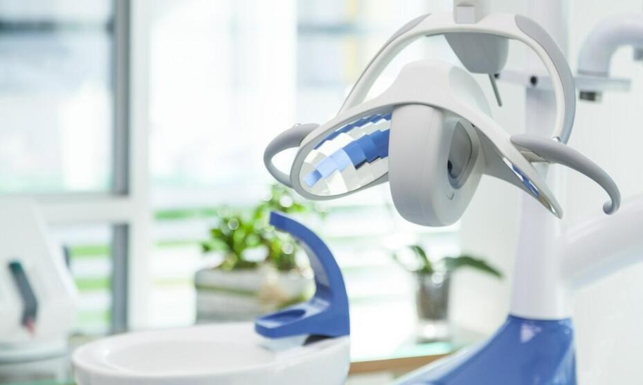 Jak dbać o komfort i bezpieczeństwo pacjenta w gabinecie dentystycznym w Elblągu?