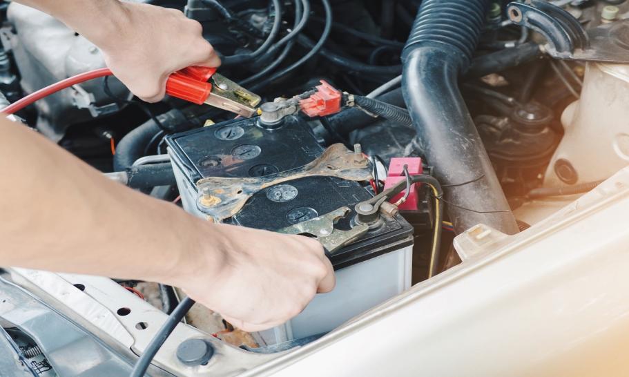 Poprawne ładowanie akumulatora – krok po kroku