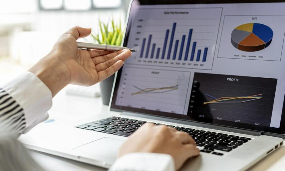 Likwidacja komunikacyjnych szkód: Jak uniknąć najczęstszych błędów?