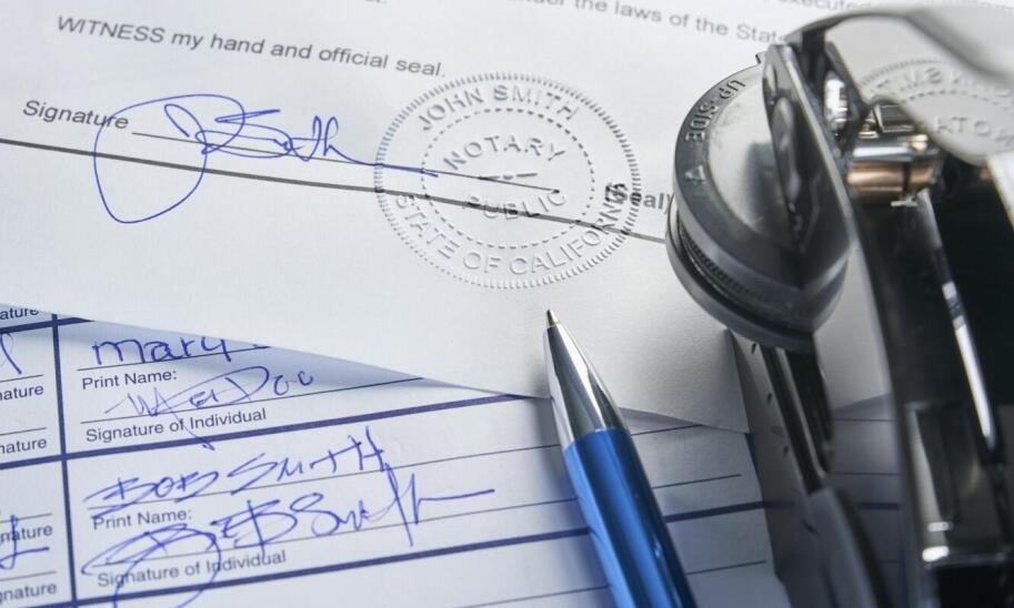 Notarialne poświadczenie podpisu – jego znaczenie w gospodarczych umowach