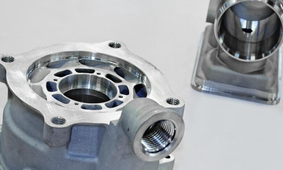 Porównanie łopatkowych i tłokowych kompresorów – który typ wybrać?