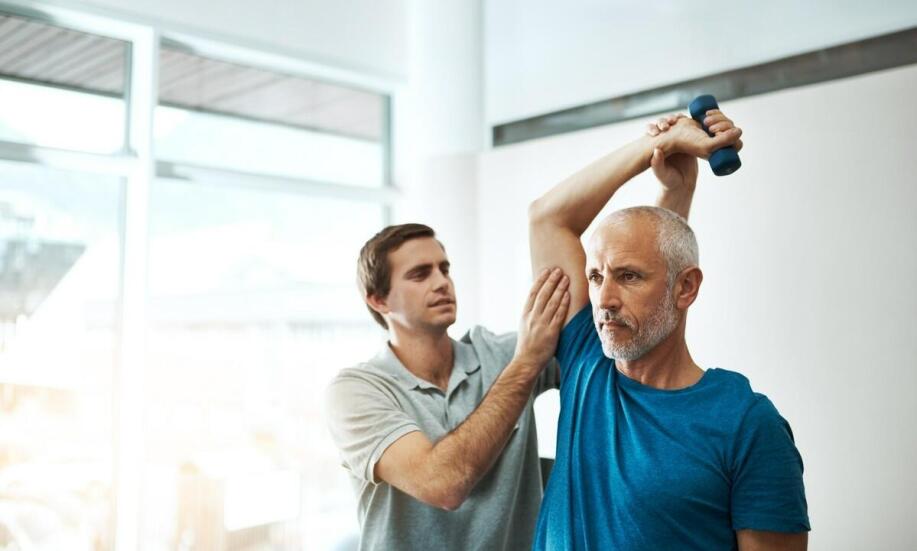 Rola warsztatów z fizjoterapeutą w osiąganiu optymalnej formy u młodych sportowców