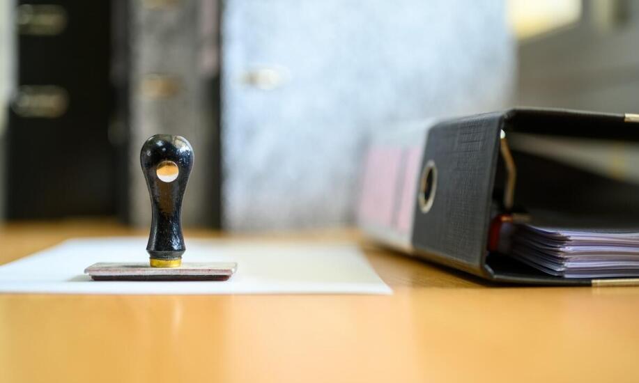 Ile wynosi opłata za poświadczenie podpisu w kancelarii notarialnej?