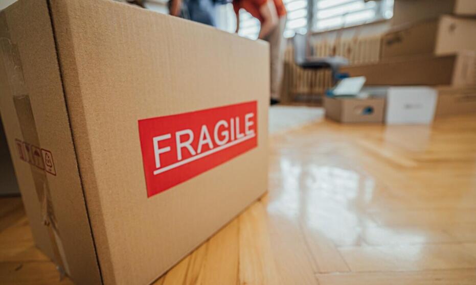 Znaczenie usług pakowania i rozpakowywania w procesie przeprowadzki biura.