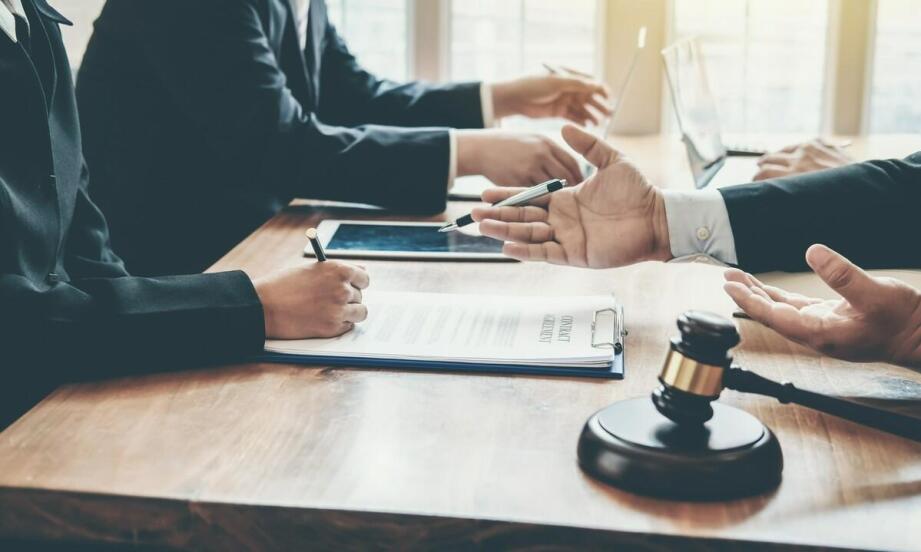 Jak prawna kancelaria pomaga w sprawach związanych z prawem konkurencji?