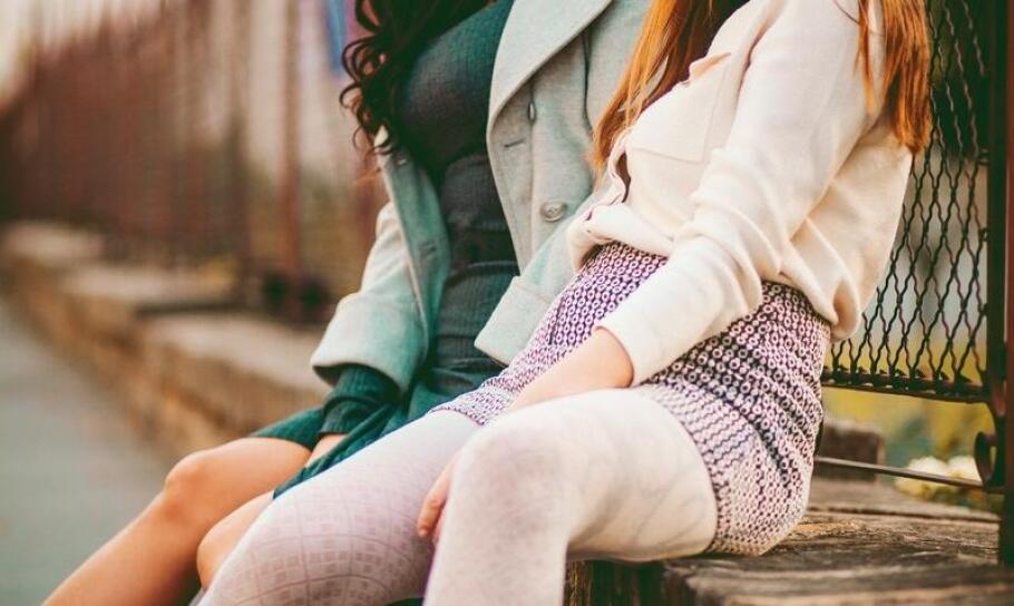 Wpływ ulicznej kultury na trendy w streetwearowych koszulkach