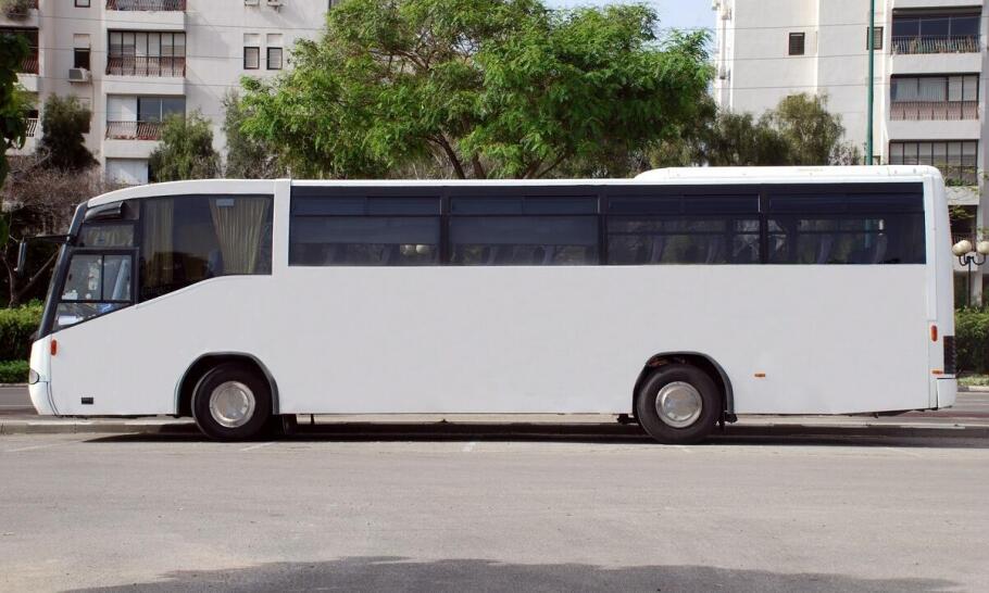 Nowoczesne systemy bezpieczeństwa w osobowych busach