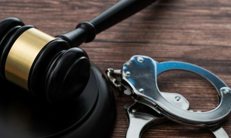 Kluczowe aspekty tymczasowego aresztowania w kontekście karnego prawa