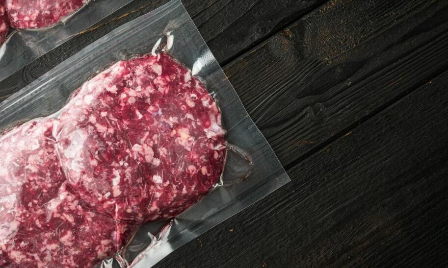 Jak długo można przechowywać oscypki pakowane próżniowo?