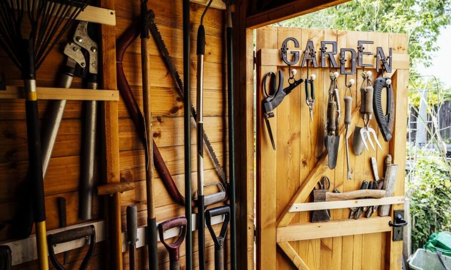 Jakiej firmy wybrać narzędzia ogrodnicze?