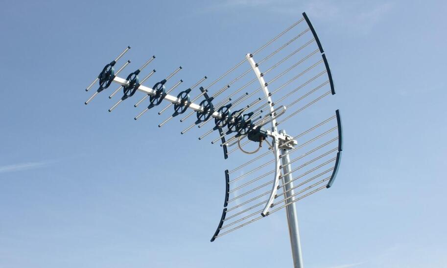 Czy stara antena odbiera sygnał DVB-T2?