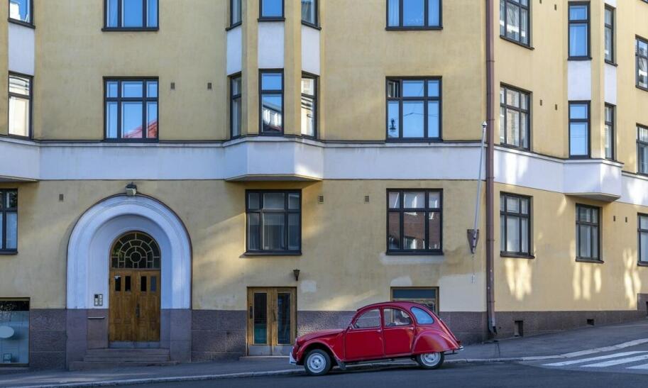 Ile kosztują żółte tablice w Polsce?