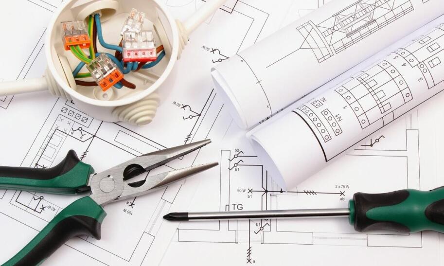 Jak rozprowadzić instalację elektryczną w pokoju?