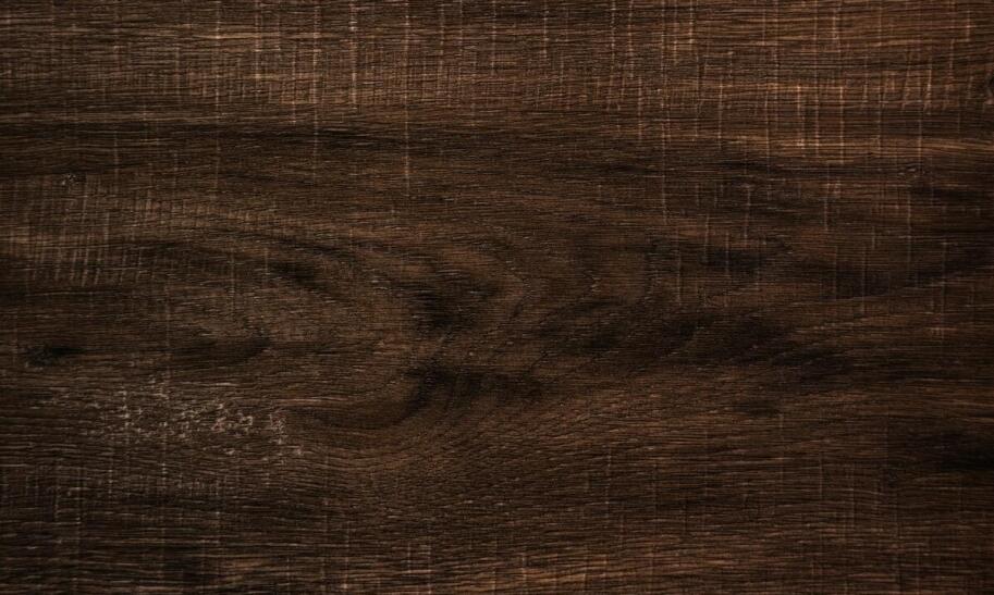 Jaki materiał wybrać na schody wewnętrzne?