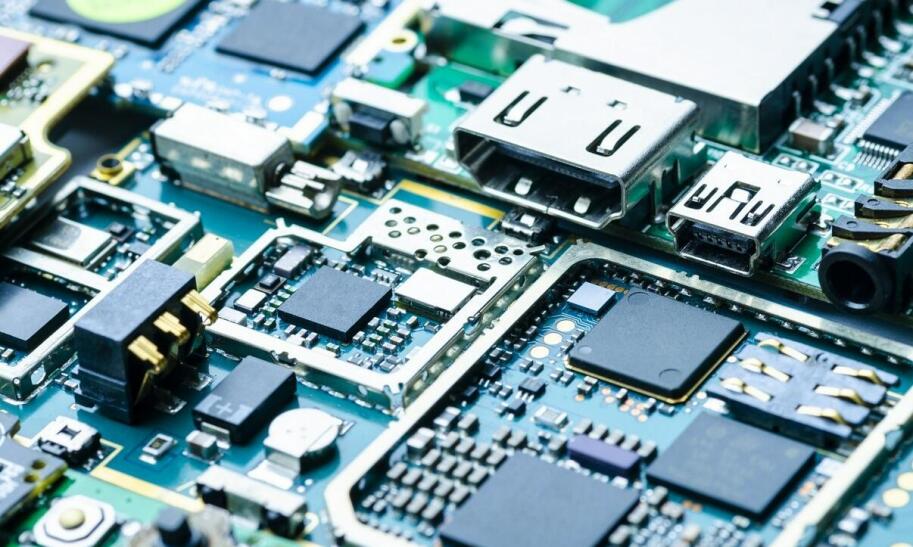 Jak odzyskać złoto ze złomu komputerowego