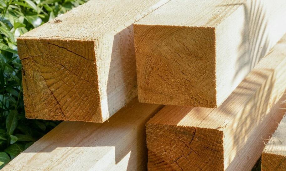 Ile kosztuje deskowanie dachu w 2026 roku?