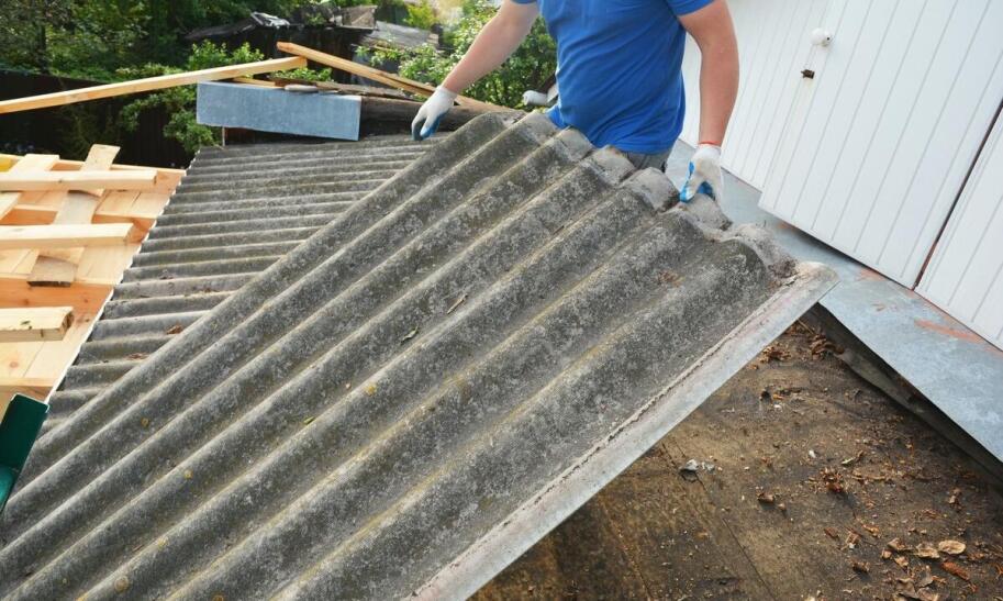 Czy zmiana dachu wymaga pozwolenia na budowę?