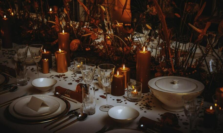 Jak udekorować stół na przyjęcie?