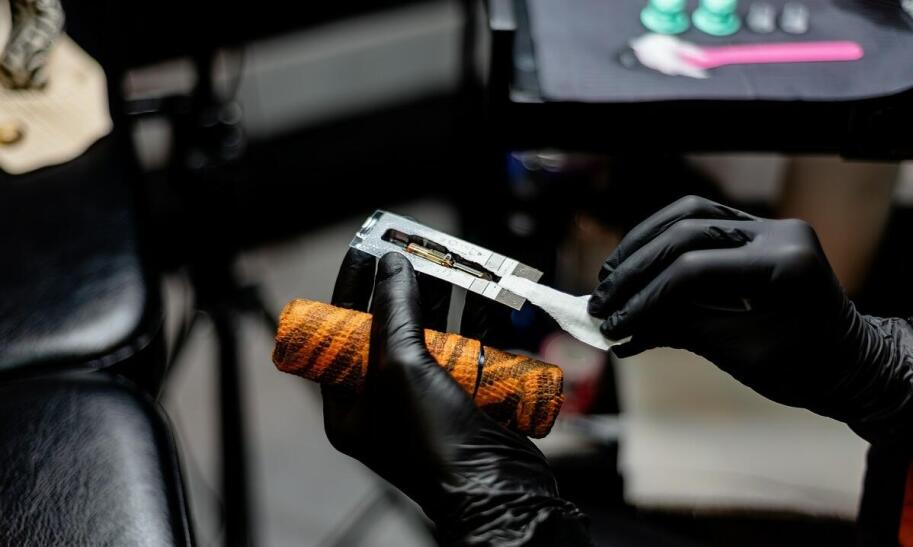 Jak ustawić antenę satelitarną Orange?