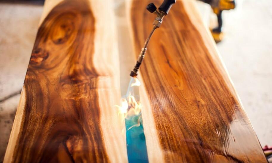 Renowacja mebli jak to zrobić w domu