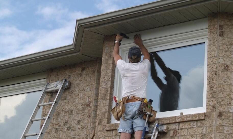 Ile kosztuje montaż blachodachówki?