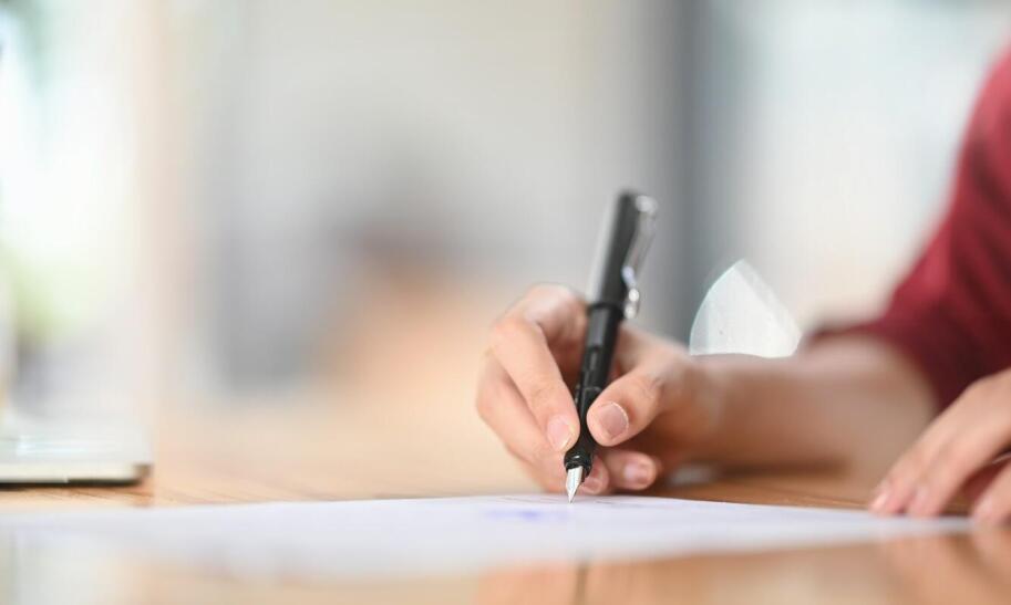 Jakie dokumenty są potrzebne do zarejestrowania samochodu?