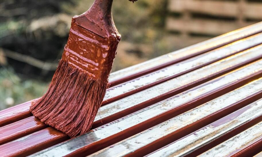 Jaka powinna być gęstość farby do malowania pistoletem