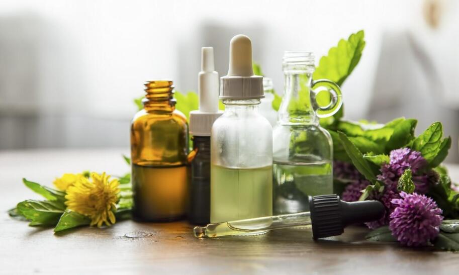 Jak zregenerować rzęsy domowymi sposobami