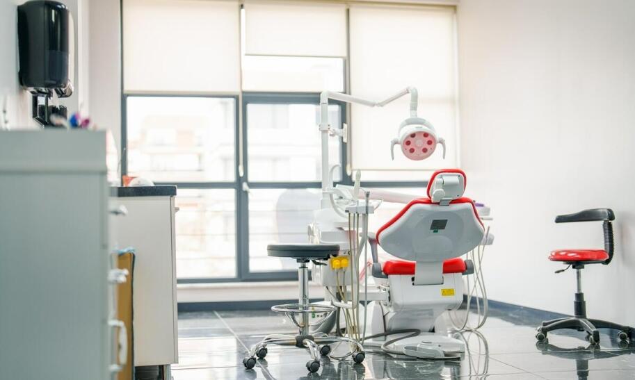 Czy na pogotowiu stomatologicznym trzeba płacić?