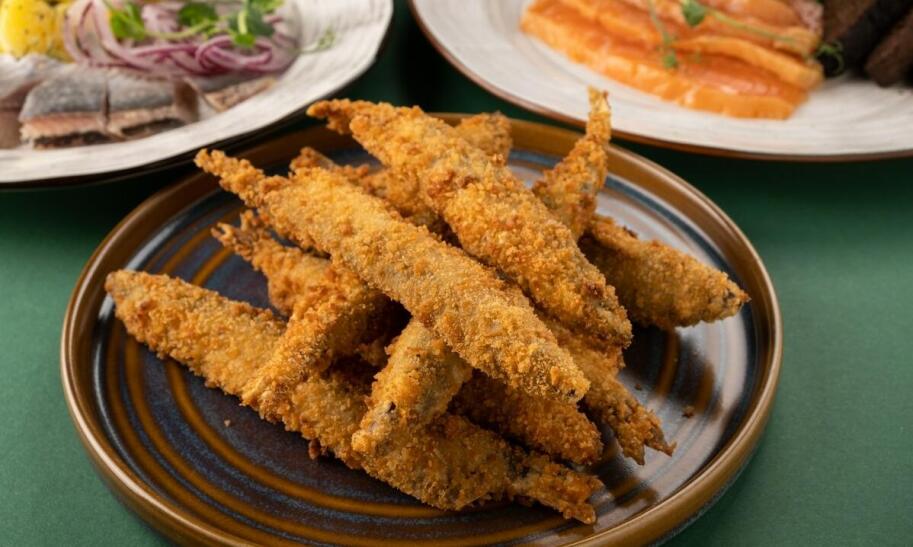 Ile można zarobić na sprzedaży kurczaków z rożna?