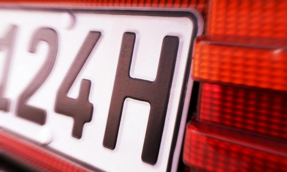 Do kiedy należy wymienić bezterminowe prawo jazdy