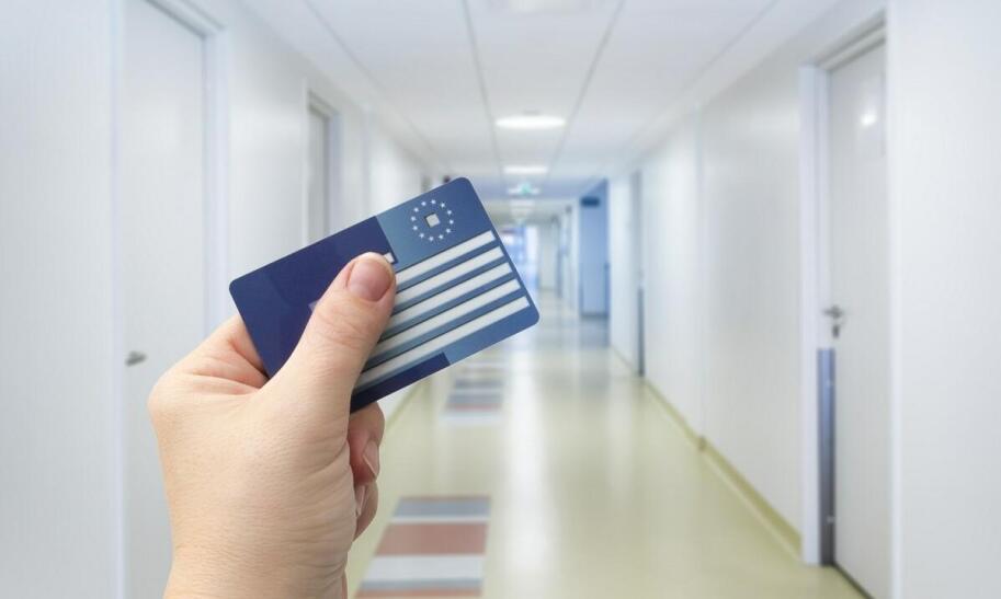 Jak uzyskać kartę EKUZ przez internet?